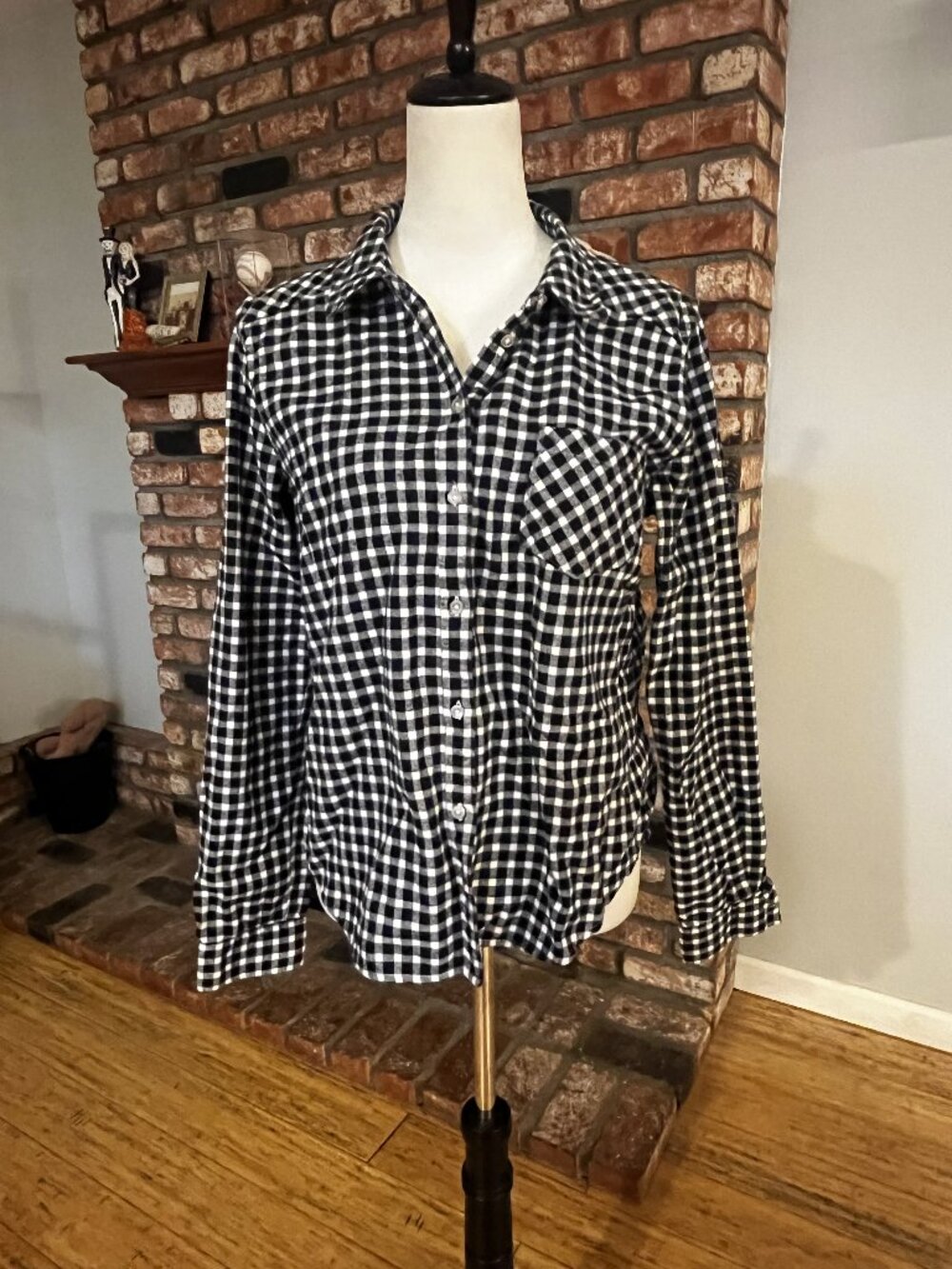 ✨ Paige Gingham Button-Up Blouse Size Large | Classic Black & White Preloved ✨